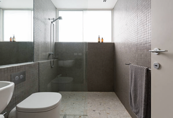 Installation Tips for a Clear Glass Frameless Shower Door